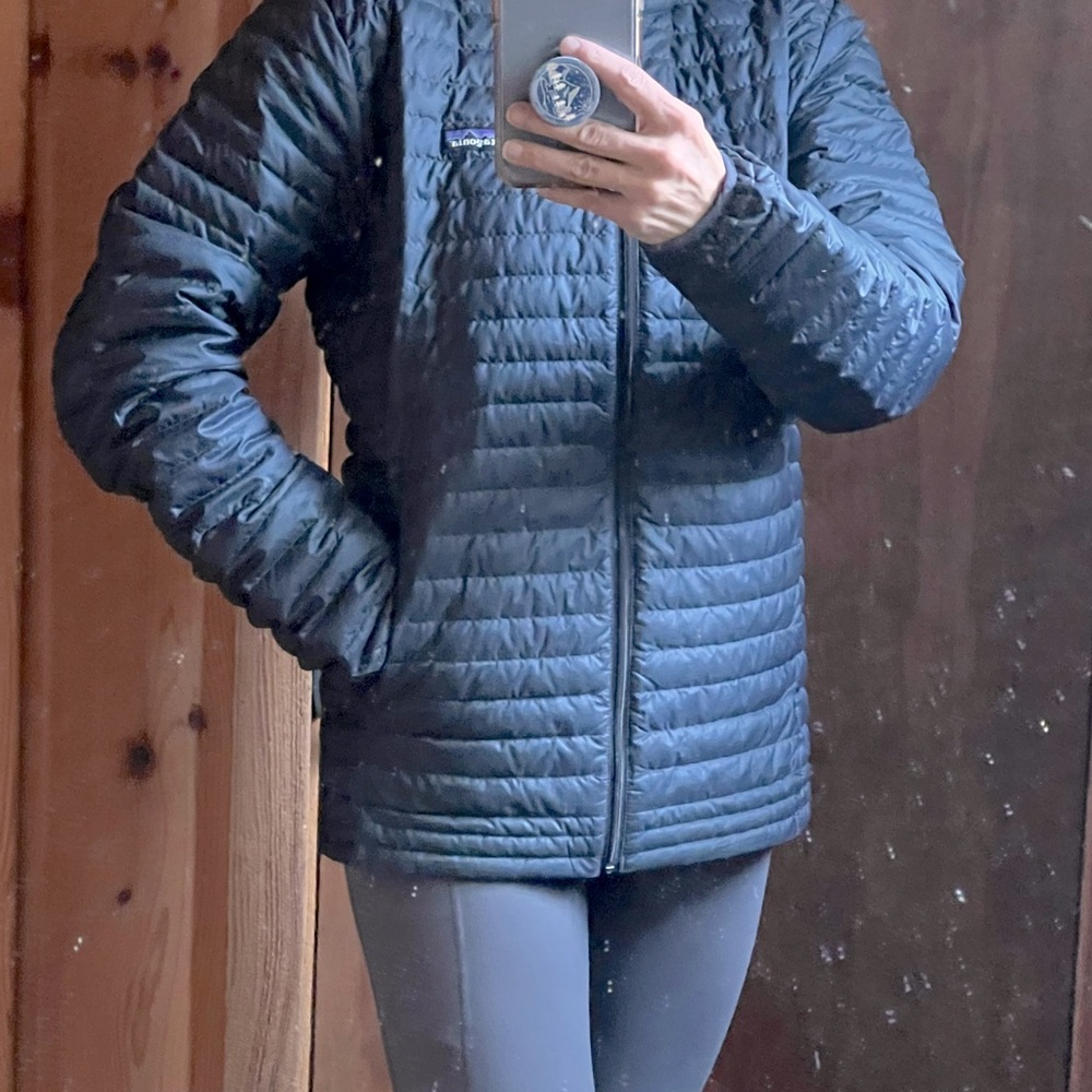 Patagonia down puffy, dark blue, small